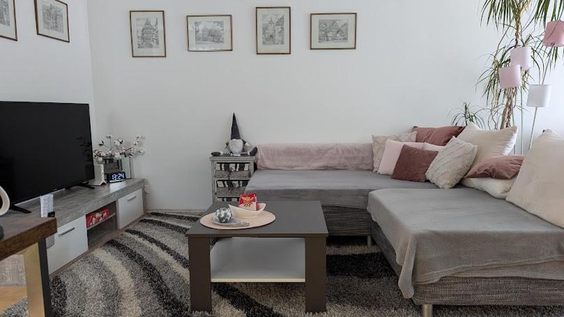 Tom13 Apartment คอนเงิน ภายนอก รูปภาพ
