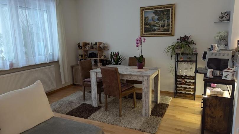 Tom13 Apartment คอนเงิน ภายนอก รูปภาพ
